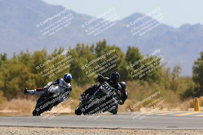 media/Apr-09-2023-SoCal Trackdays (Sun) [[333f347954]]/Turn 7 (1135am)/